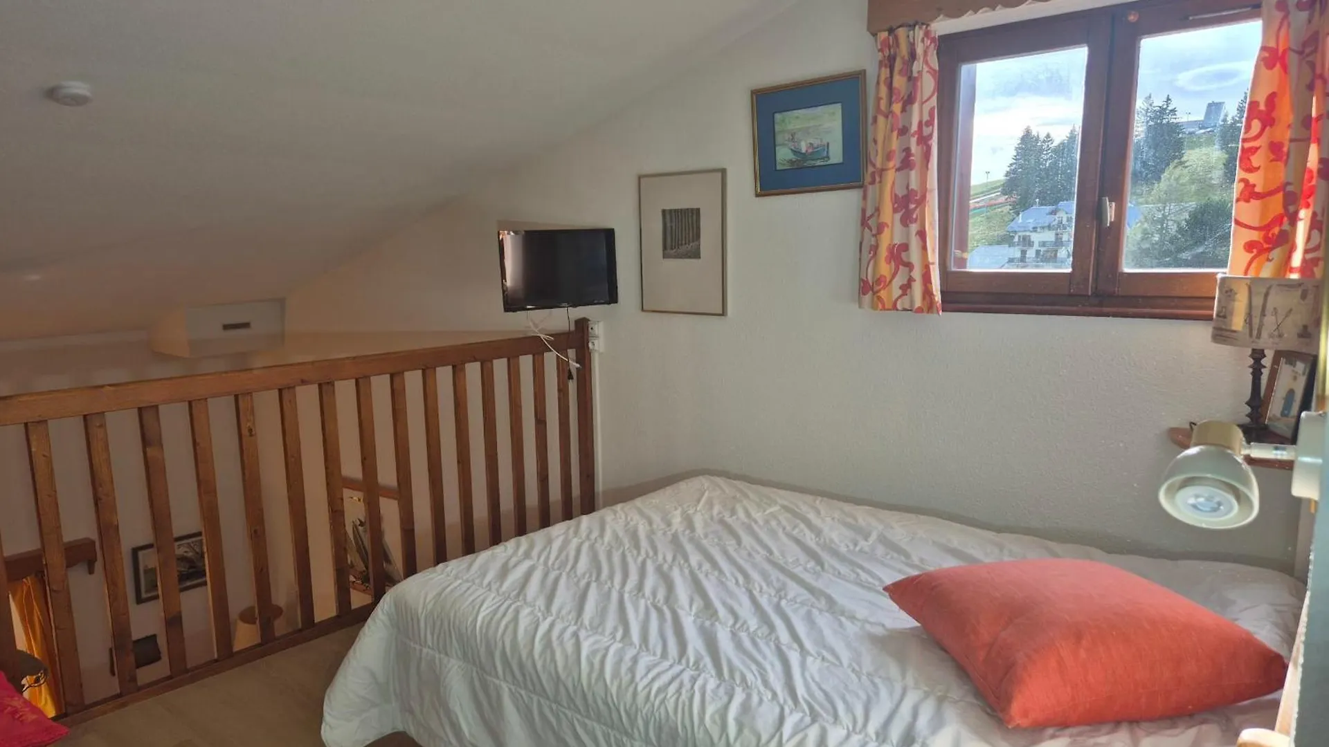 Appartement Familial Au Revard Vue Sur Le Jardin D'Enfant Et Pistes Les Deserts  0*, Les Deserts (Savoie)