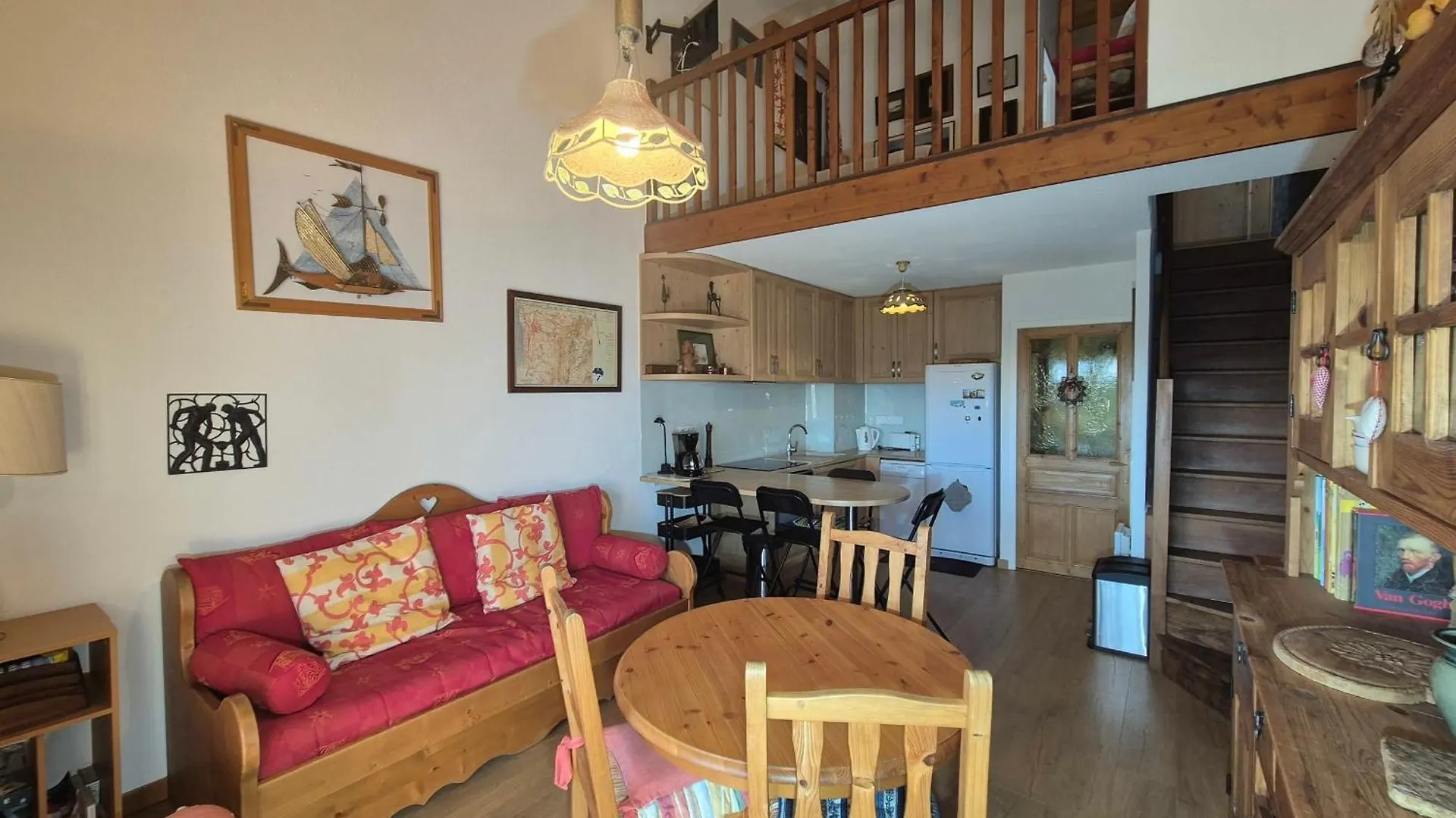 Appartement Familial Au Revard Vue Sur Le Jardin D'Enfant Et Pistes Les Deserts  Apartment